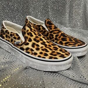 Cheetah print slip on vans 🐆